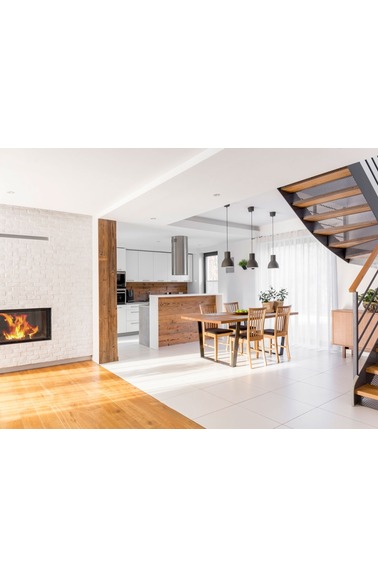 Light and modern apartment